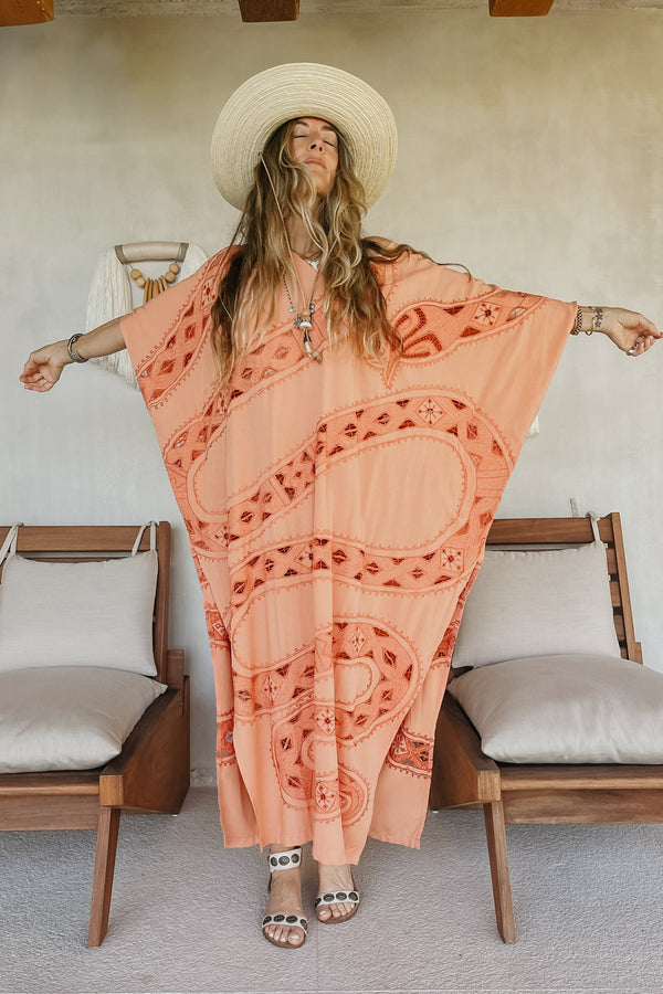 Commune Kaftan