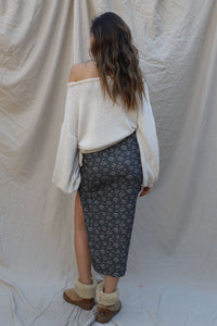 back of skirt showing slit can be seen from back