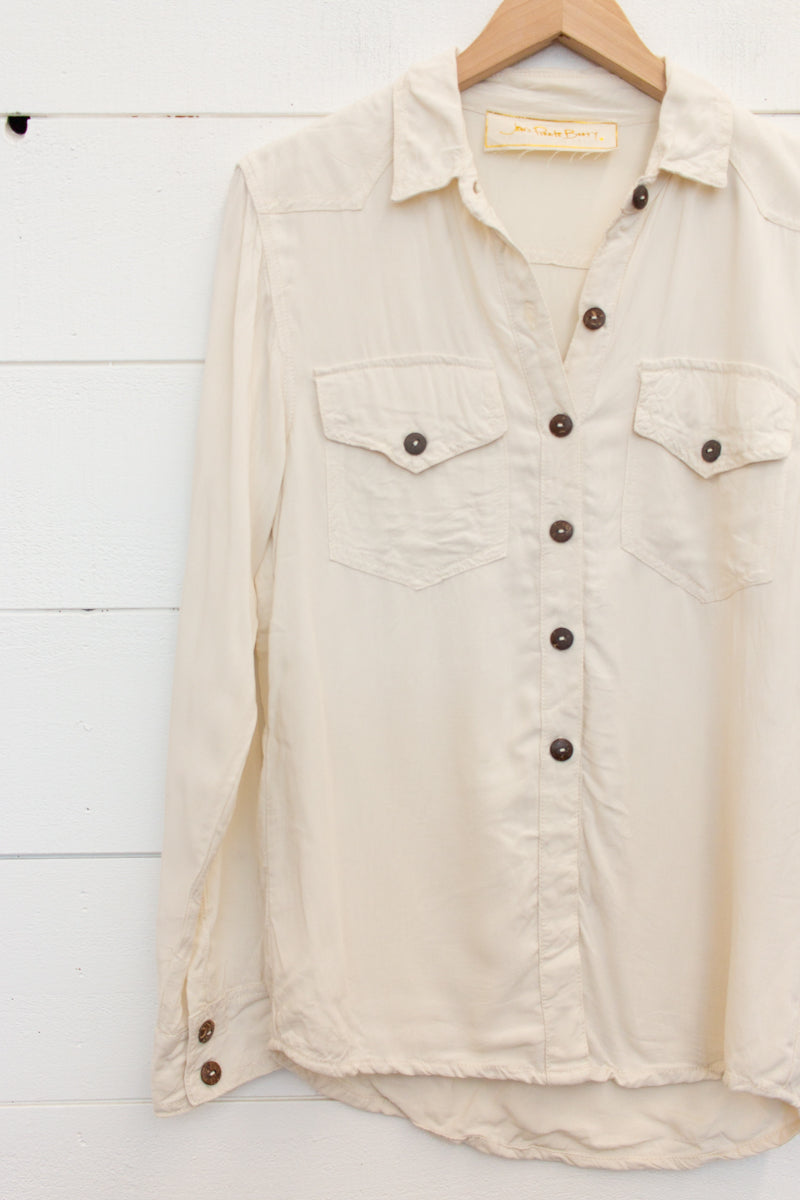 Doma Button Down